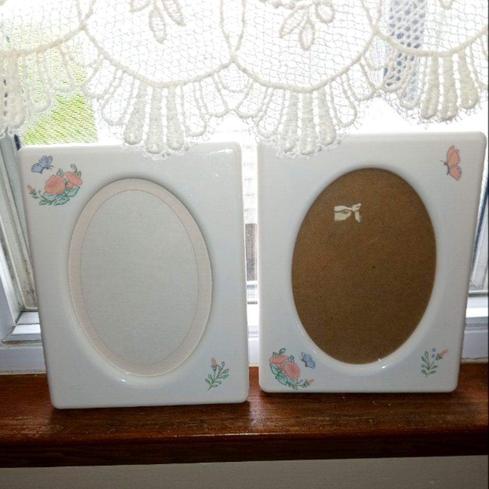 Vintage 1980s Tupperware Picture Frames Set of 2 butterflies and floral 5x7
